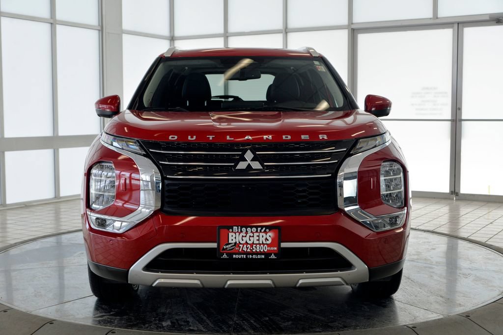 Used 2023 Mitsubishi Outlander SE AWD/4WD image 3