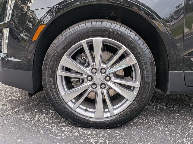 Certified 2024 Cadillac XT5 Premium Luxury FWD image 11