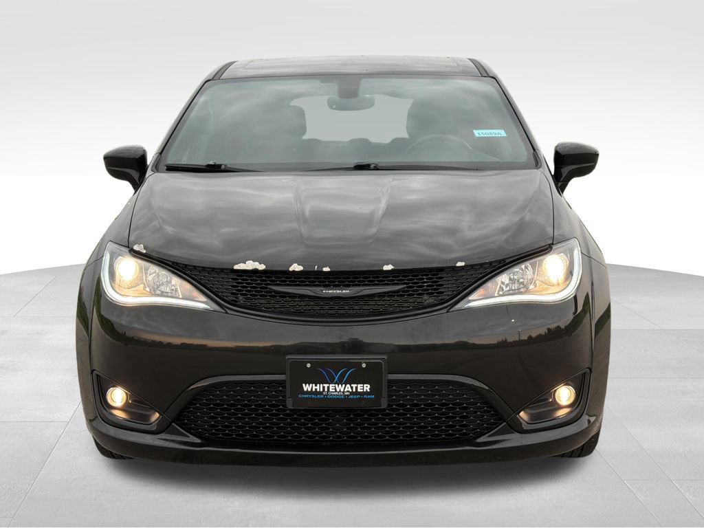 Used 2019 Chrysler Pacifica Touring Plus w/ S Appearance Package FWD image 26