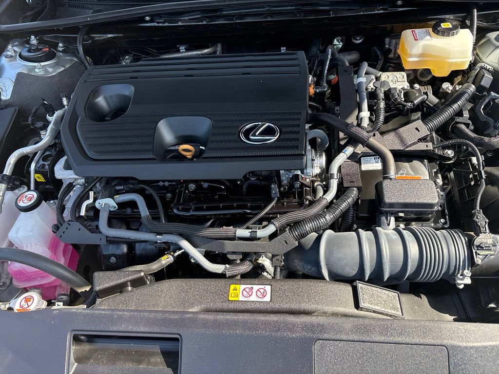 Certified 2022 Lexus ES 300h Ultra Luxury w/ Accessory Package 2 FWD image 11