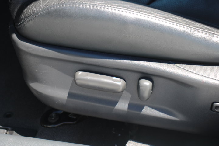 Used 2007 Toyota Camry SE FWD image 12
