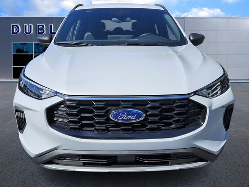 New 2026 Ford Escape ST-Line image 2