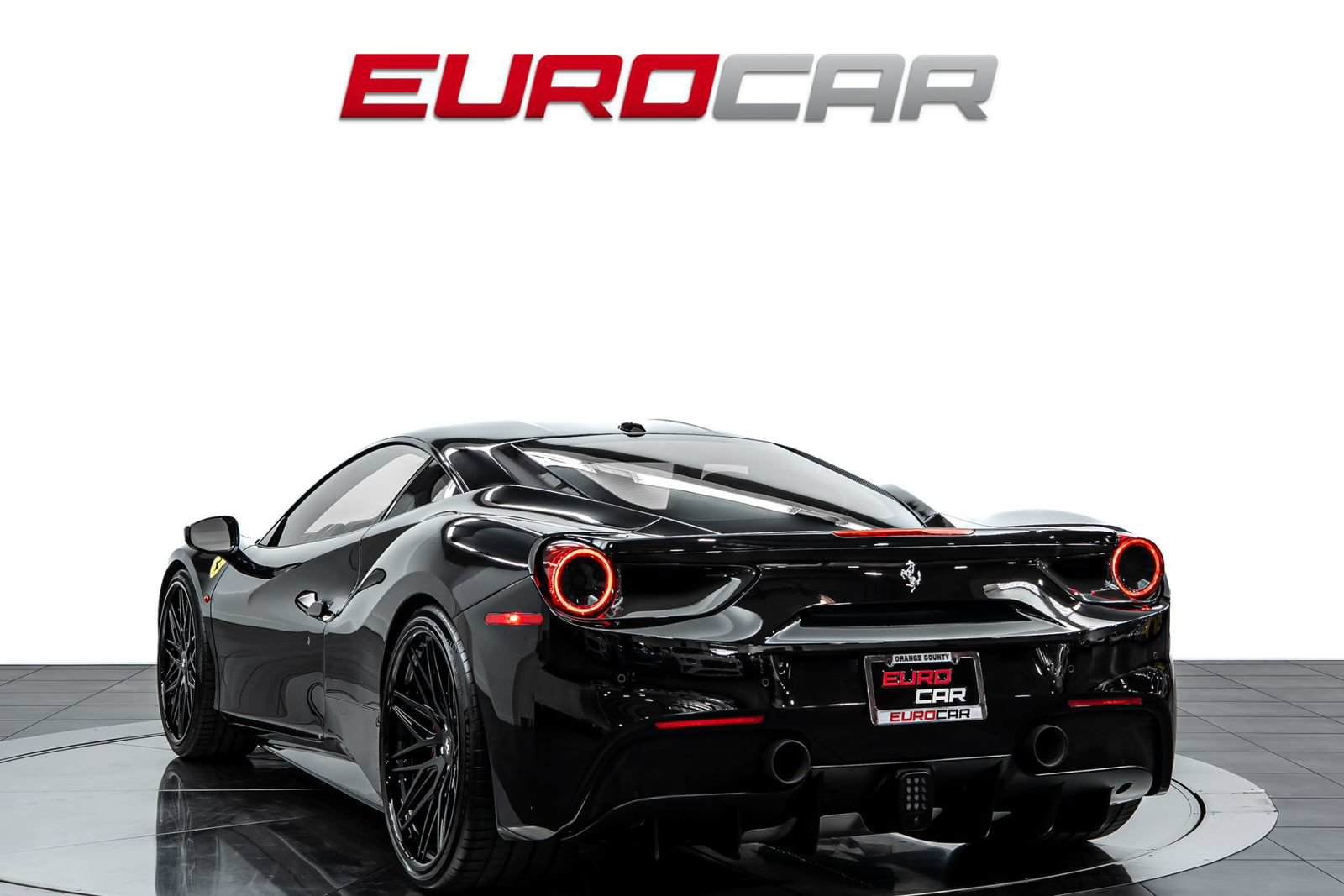 Used 2019 Ferrari 488 GTB RWD image 3