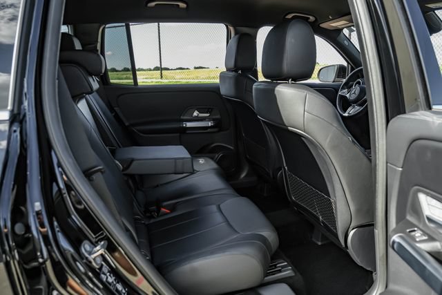 Used 2025 Mercedes-Benz GLB 250 image 37