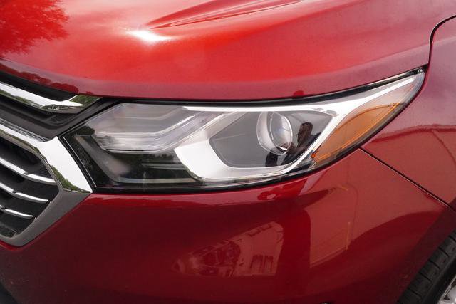 Used 2020 Chevrolet Equinox Premier FWD image 32