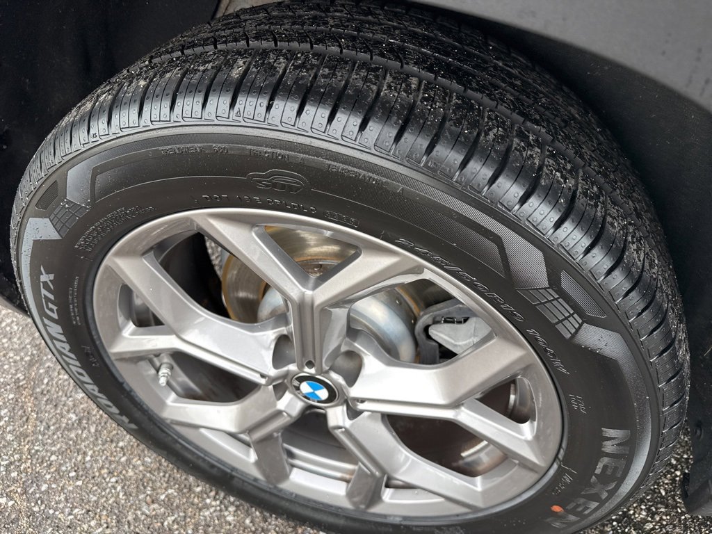 Used 2024 BMW X3 sDrive30i w/ Convenience Package image 11