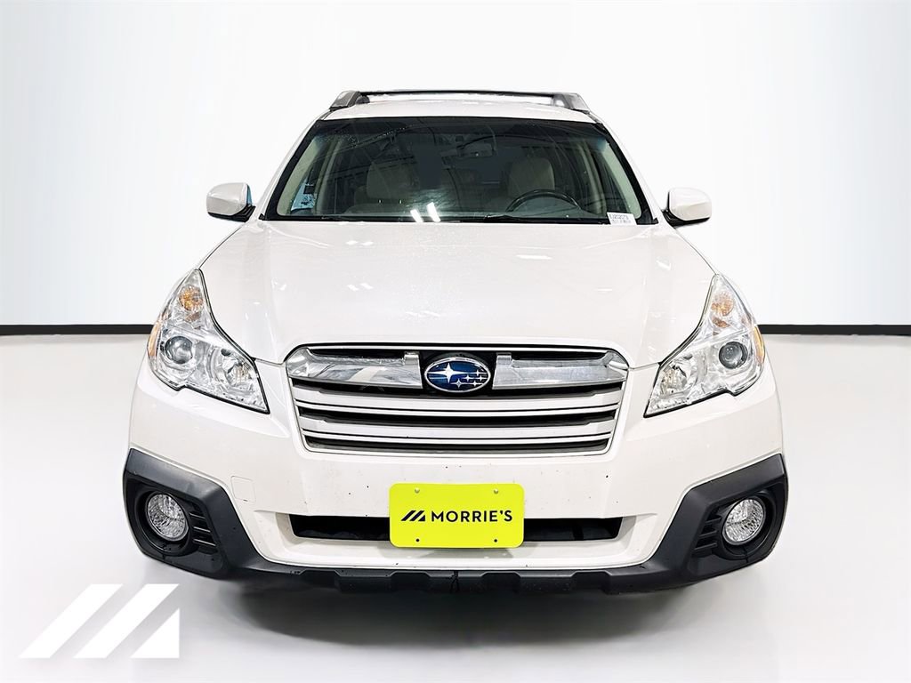 Used 2014 Subaru Outback 2.5i Premium AWD/4WD image 2