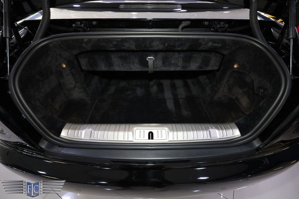 Used 2018 Rolls-Royce Dawn image 33