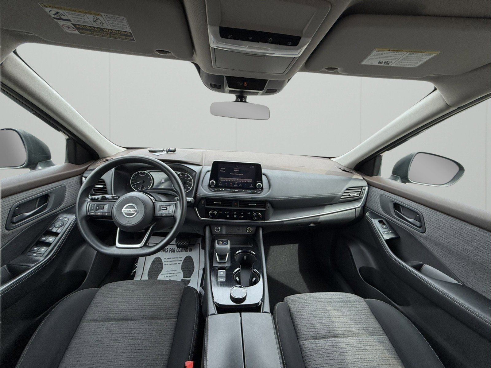 Used 2021 Nissan Rogue S image 2