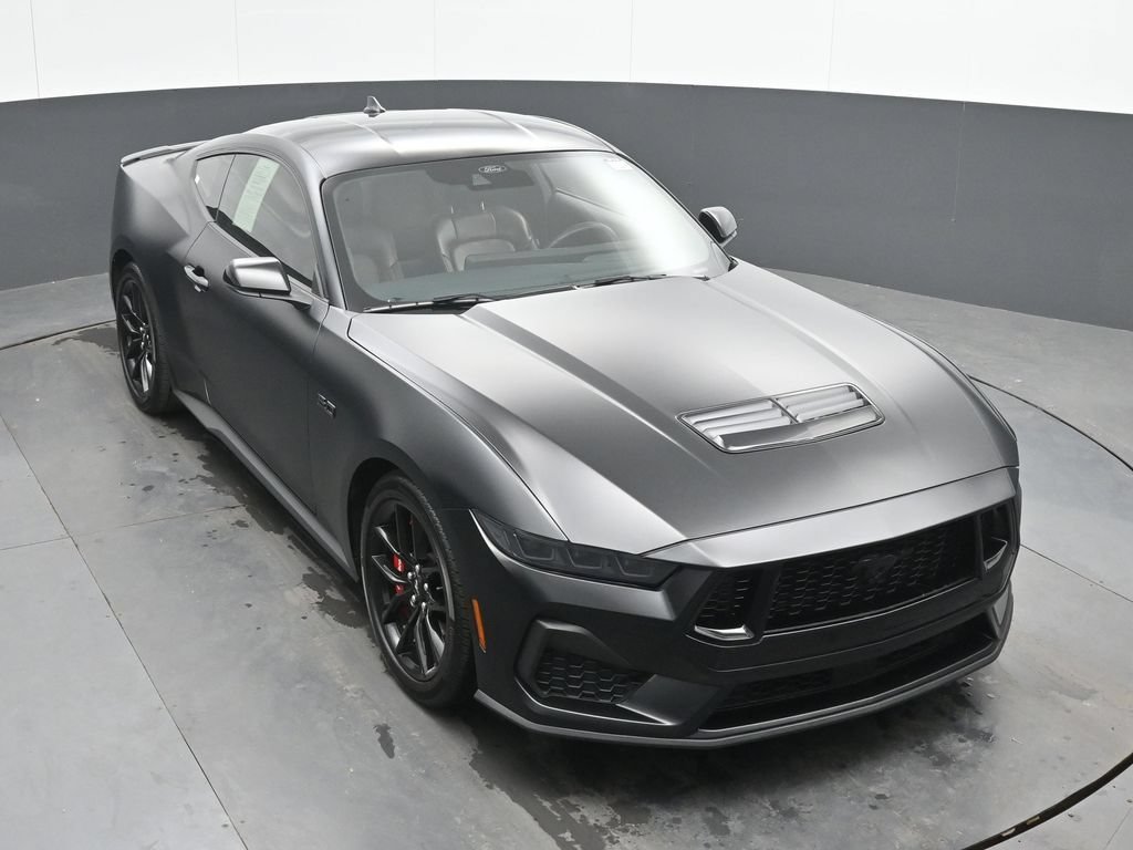 Used 2025 Ford Mustang GT Premium RWD image 36