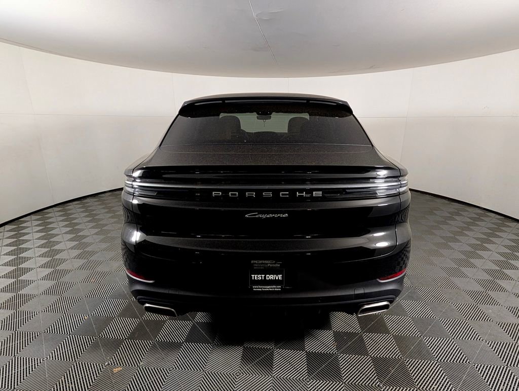 New 2026 Porsche Cayenne Coupe AWD/4WD image 6