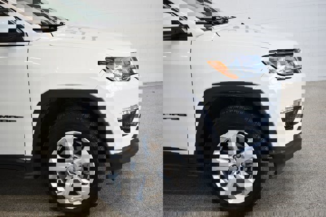 Used 2021 Jeep Compass Latitude w/ Convenience Group image 13