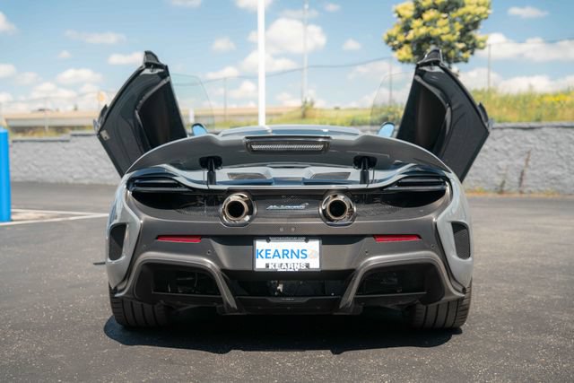 Used 2016 McLaren 675LT Coupe RWD image 34