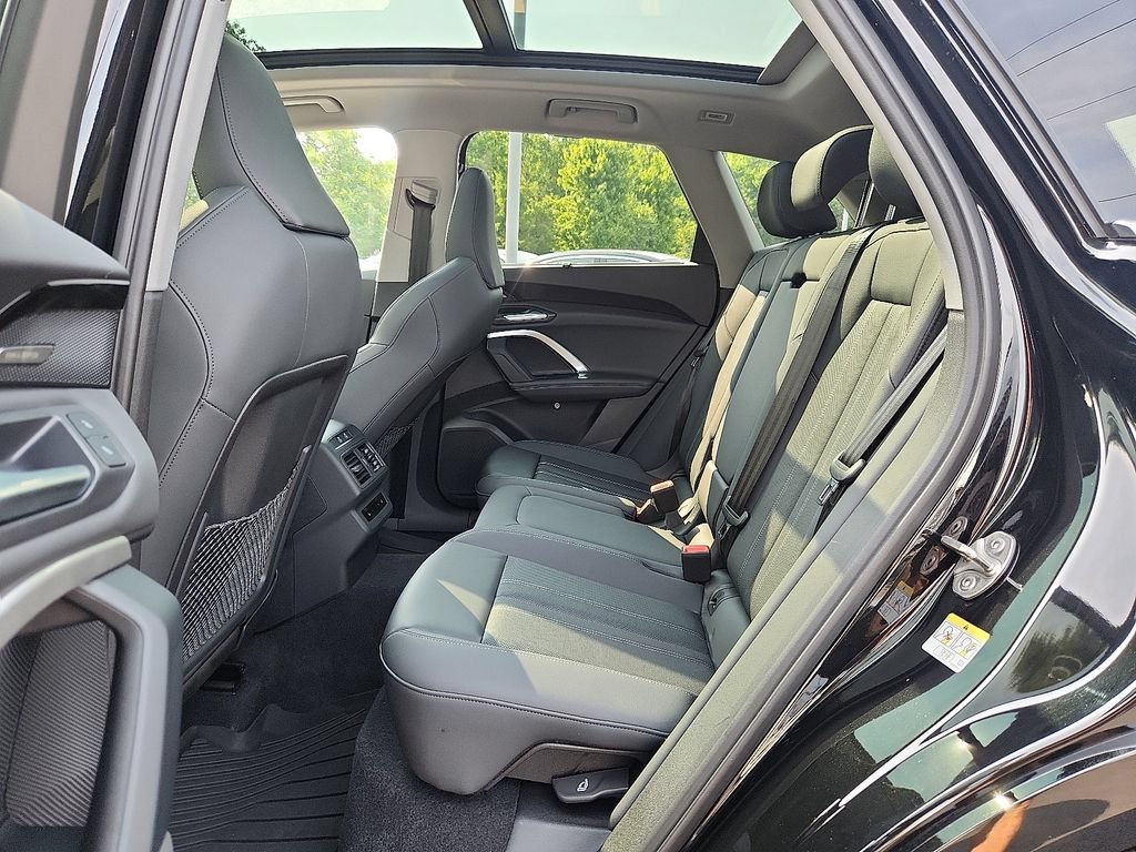 Used 2025 Audi Q5 Prestige AWD/4WD image 17