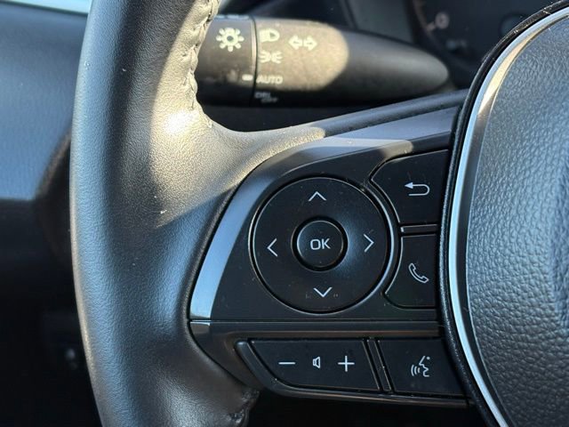 Used 2025 Toyota Corolla SE w/ Convenience Package image 19