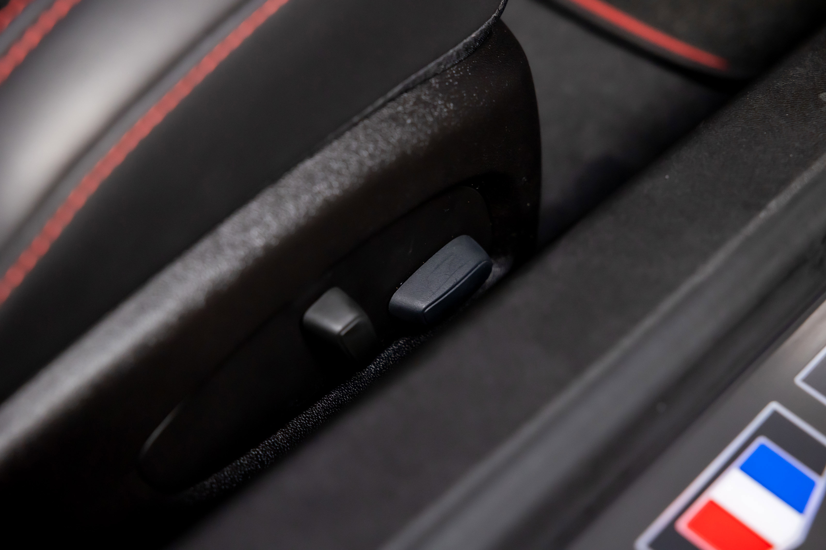 Used 2017 Chevrolet Camaro ZL1 image 40