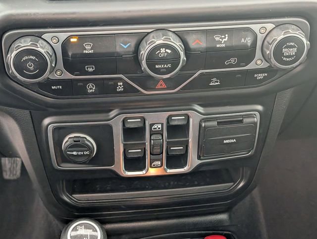 Used 2023 Jeep Gladiator Sport image 20