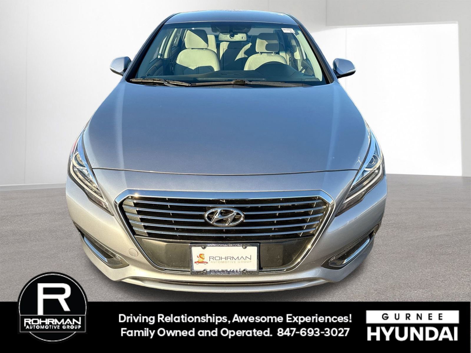 Used 2017 Hyundai Sonata Plug-In Hybrid image 3