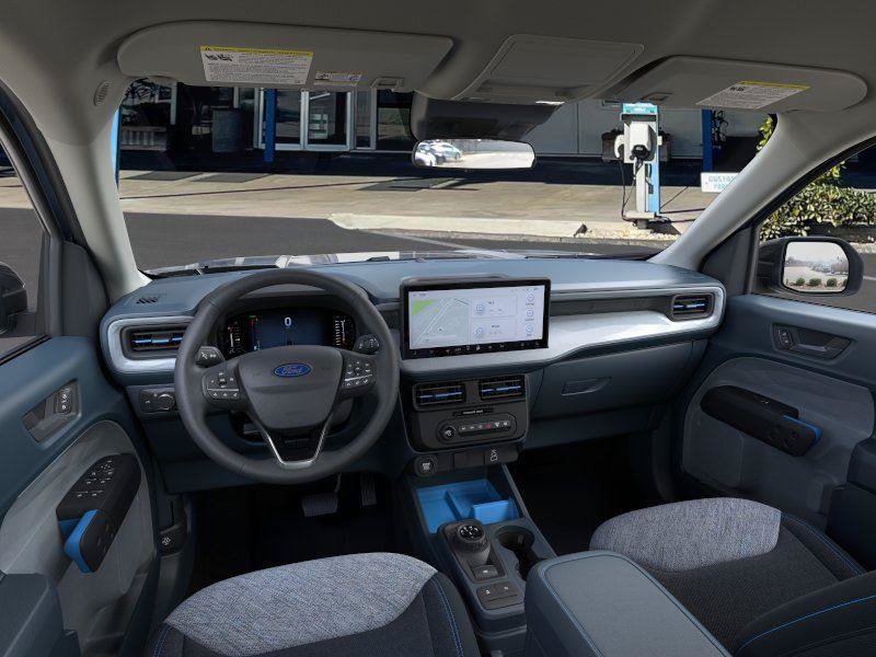 New 2026 Ford Maverick XLT w/ XLT Luxury Package FWD image 9