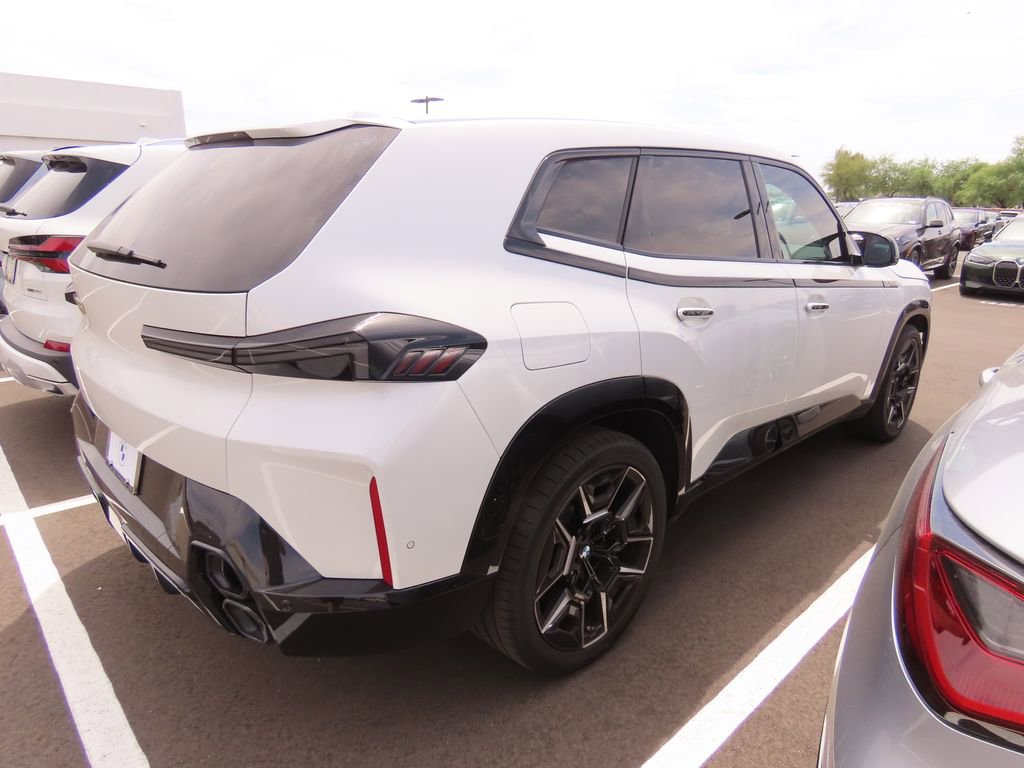 Certified 2024 BMW XM image 3