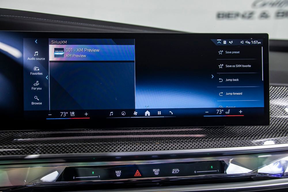 Used 2023 BMW 740i w/ Executive Package RWD image 28