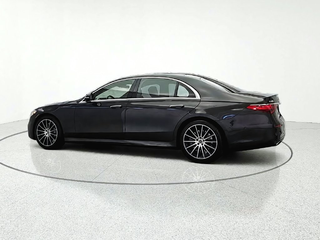 Used 2021 Mercedes-Benz S 580 4MATIC Sedan image 4