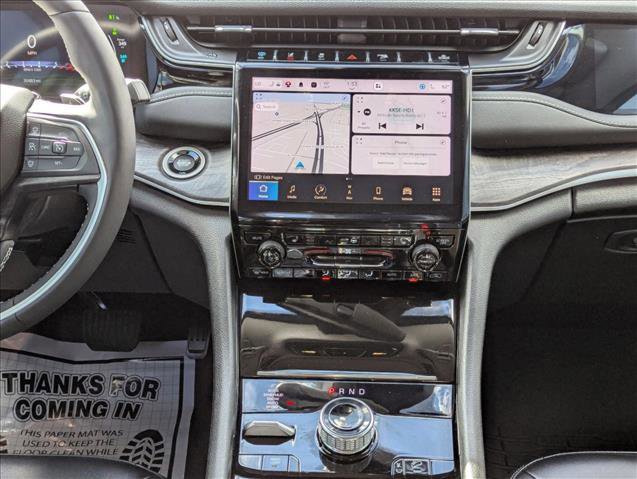 Used 2023 Jeep Grand Cherokee 4WD 4xe image 15