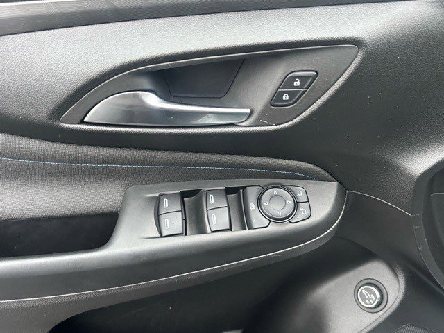 Used 2024 Buick Envista Sport Touring w/ Convenience I Package image 10