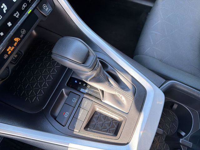 Certified 2025 Toyota RAV4 XLE FWD image 24