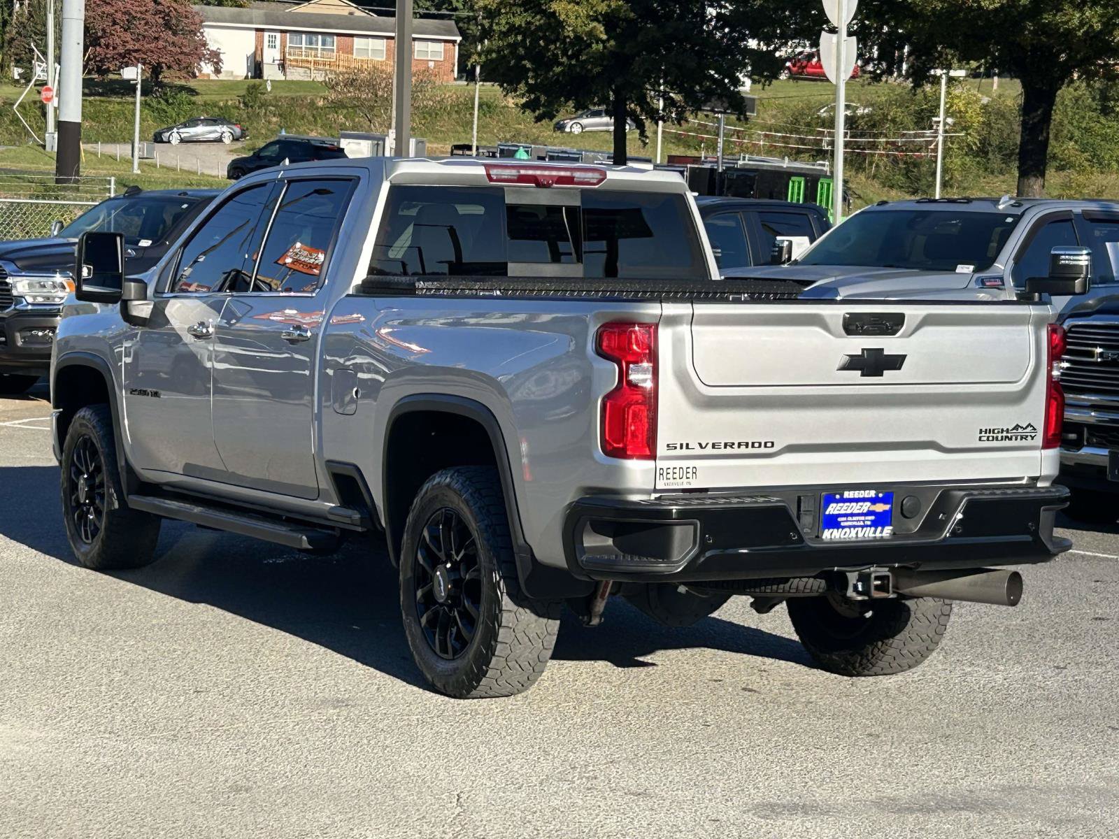 Used 2023 Chevrolet Silverado 2500 High Country w/ Z71 Off-Road Package AWD/4WD image 5
