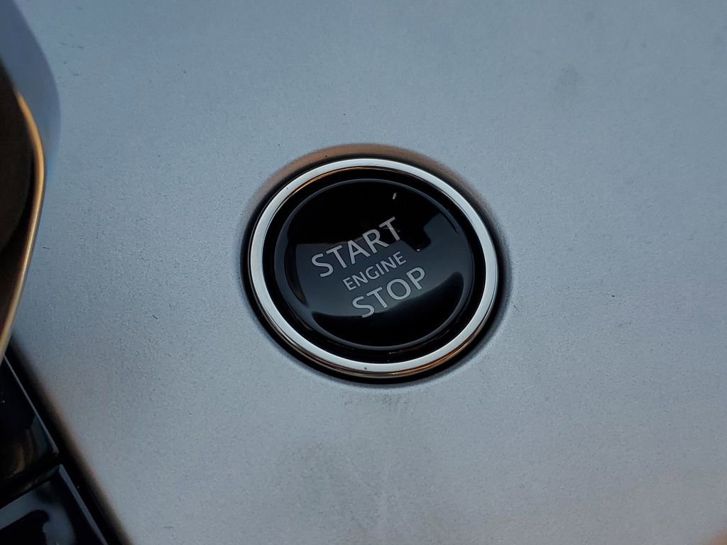 New 2026 Land Rover Range Rover SE image 19