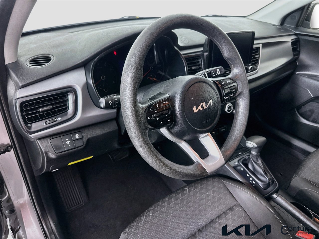 Used 2023 Kia Rio S FWD image 9