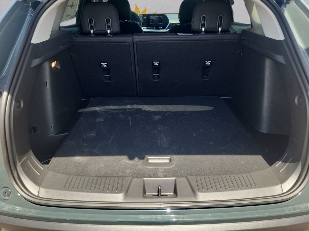 New 2026 Chevrolet Trax LS w/ LS Convenience Package FWD image 23