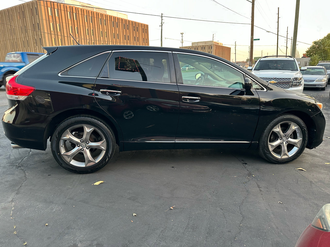 Used 2010 Toyota Venza image 10