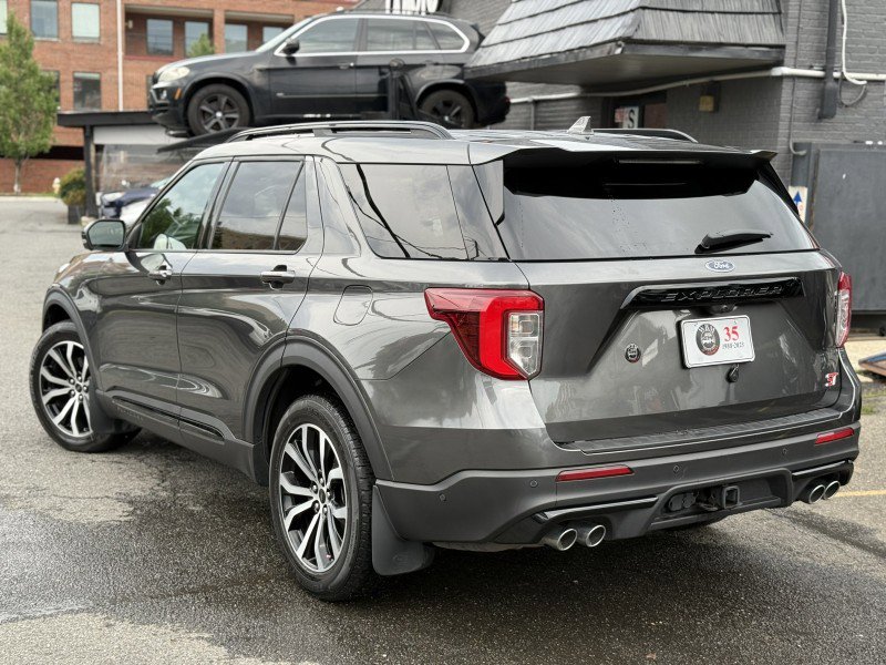 Used 2020 Ford Explorer ST w/ Premium Technology Package image 5