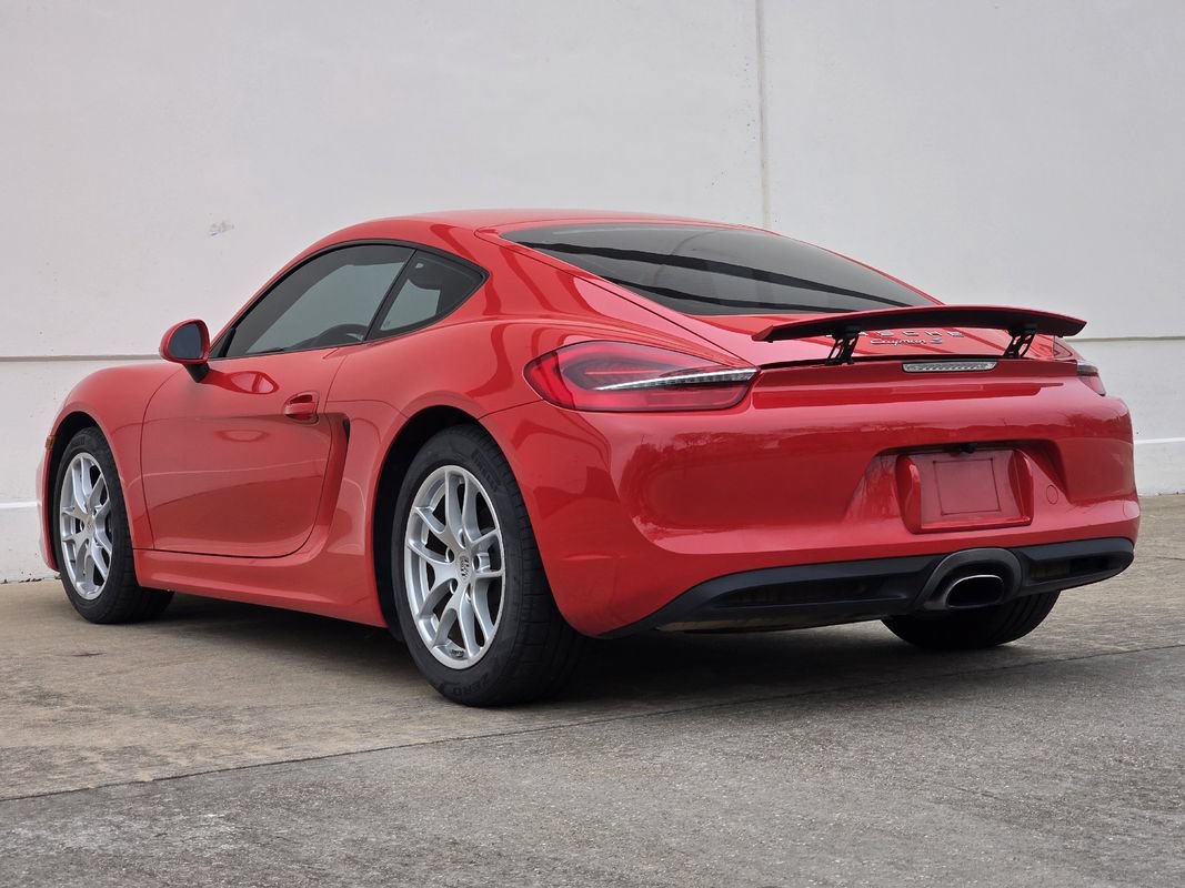 Used 2016 Porsche Cayman RWD image 3