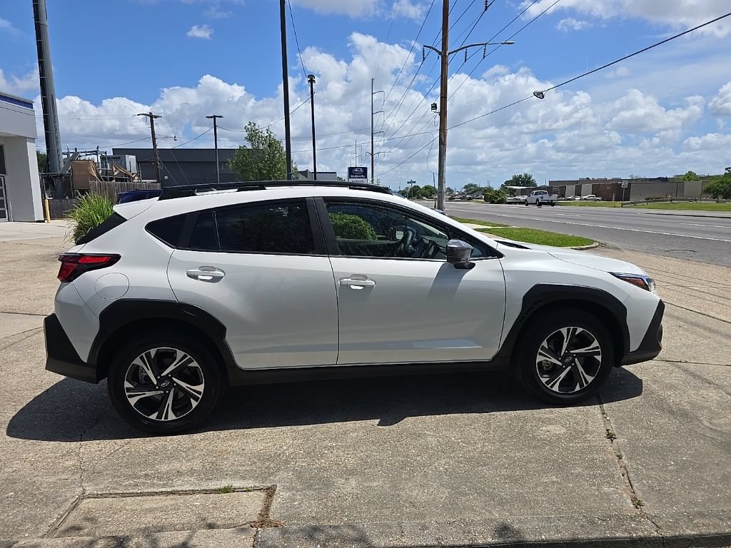 Used 2024 Subaru Crosstrek 2.0i Premium AWD/4WD image 3