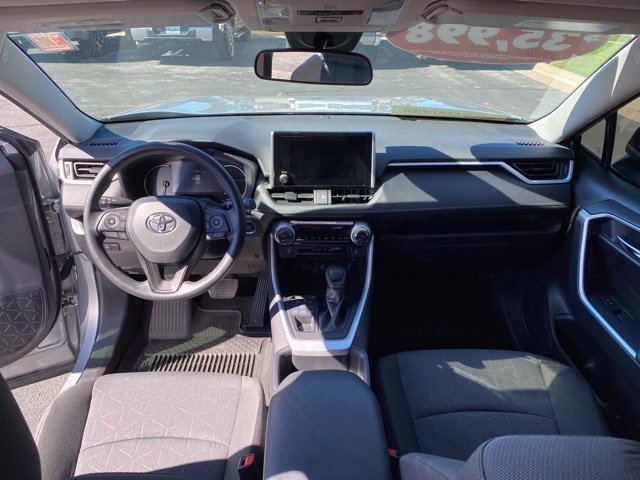 Certified 2025 Toyota RAV4 XLE AWD/4WD image 11
