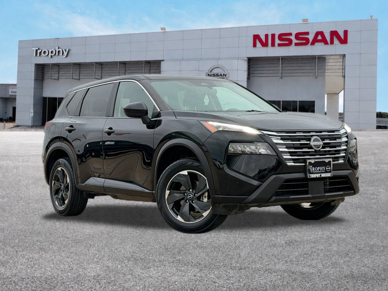 Certified 2025 Nissan Rogue SV FWD image 1