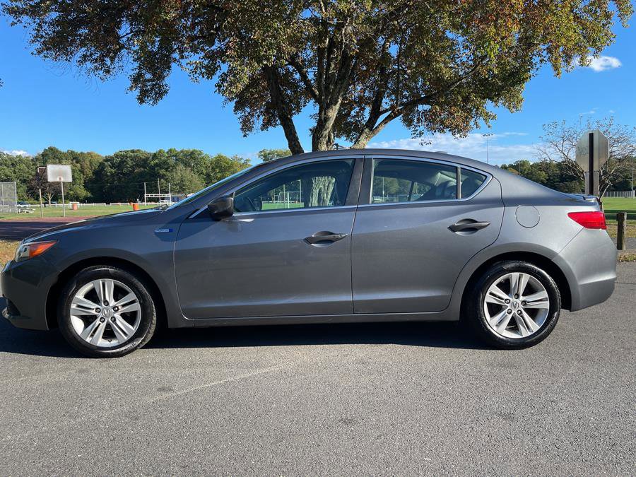 Used 2013 Acura ILX Hybrid w/ Technology Package FWD image 32