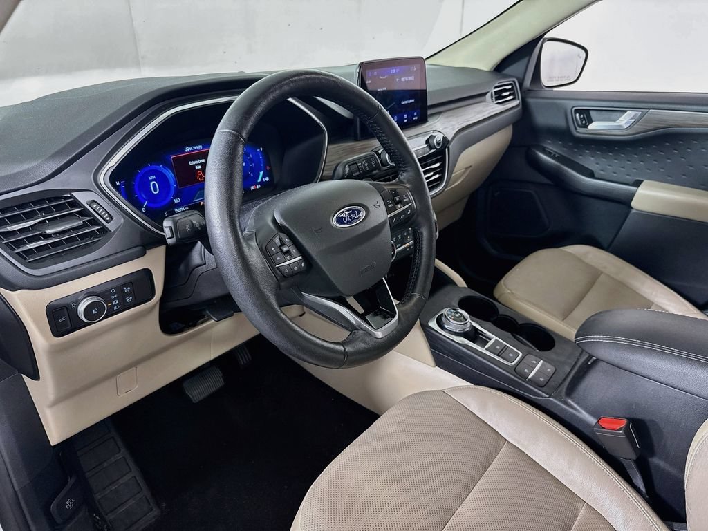 Used 2020 Ford Escape Titanium AWD/4WD image 9