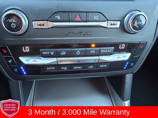 Used 2020 Ford Explorer Limited RWD image 5