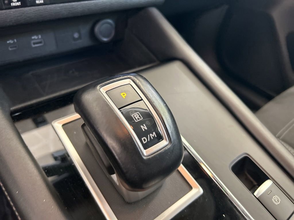 Used 2024 Mitsubishi Outlander AWD image 8