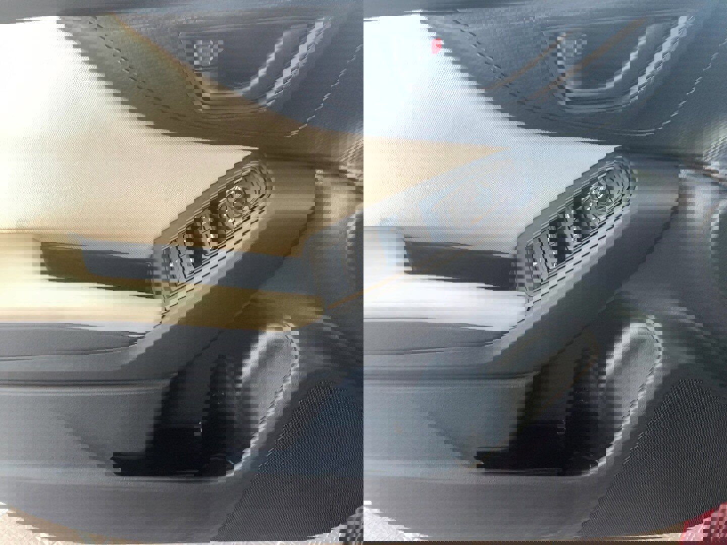 Used 2022 Subaru Impreza 2.0i Premium image 12