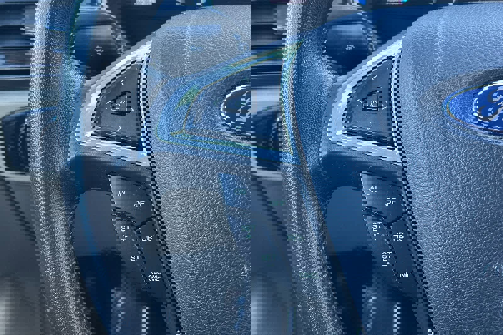 Used 2016 Ford Fusion Energi SE image 25