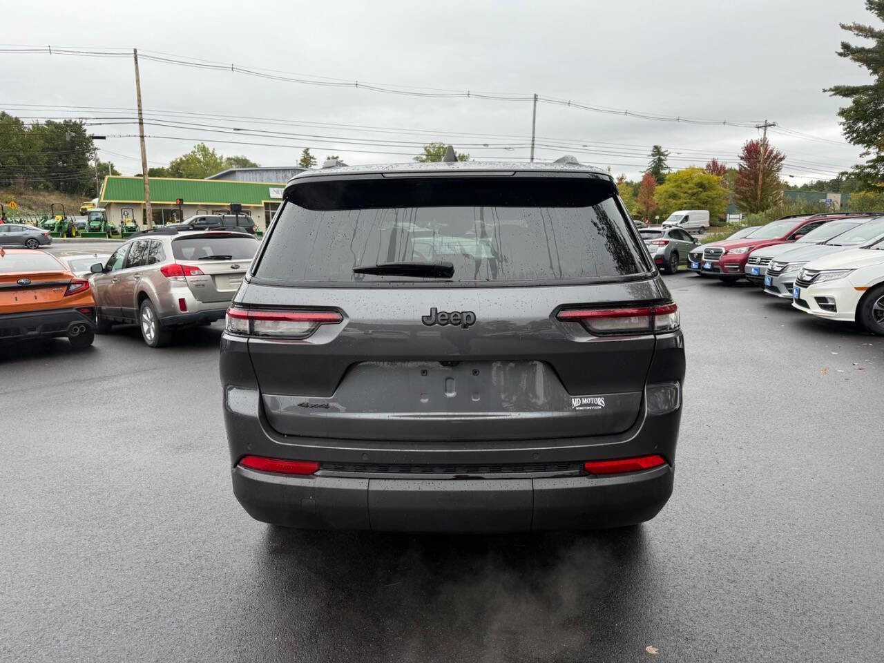 Used 2023 Jeep Grand Cherokee L Laredo image 5