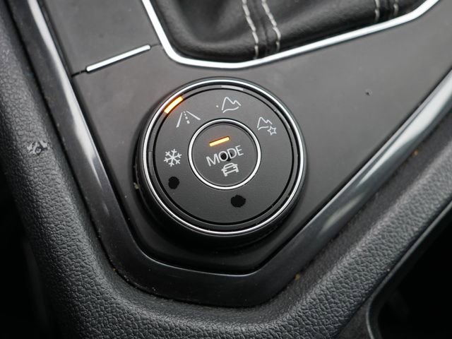 Certified 2024 Volkswagen Tiguan Wolfsburg Edition image 31