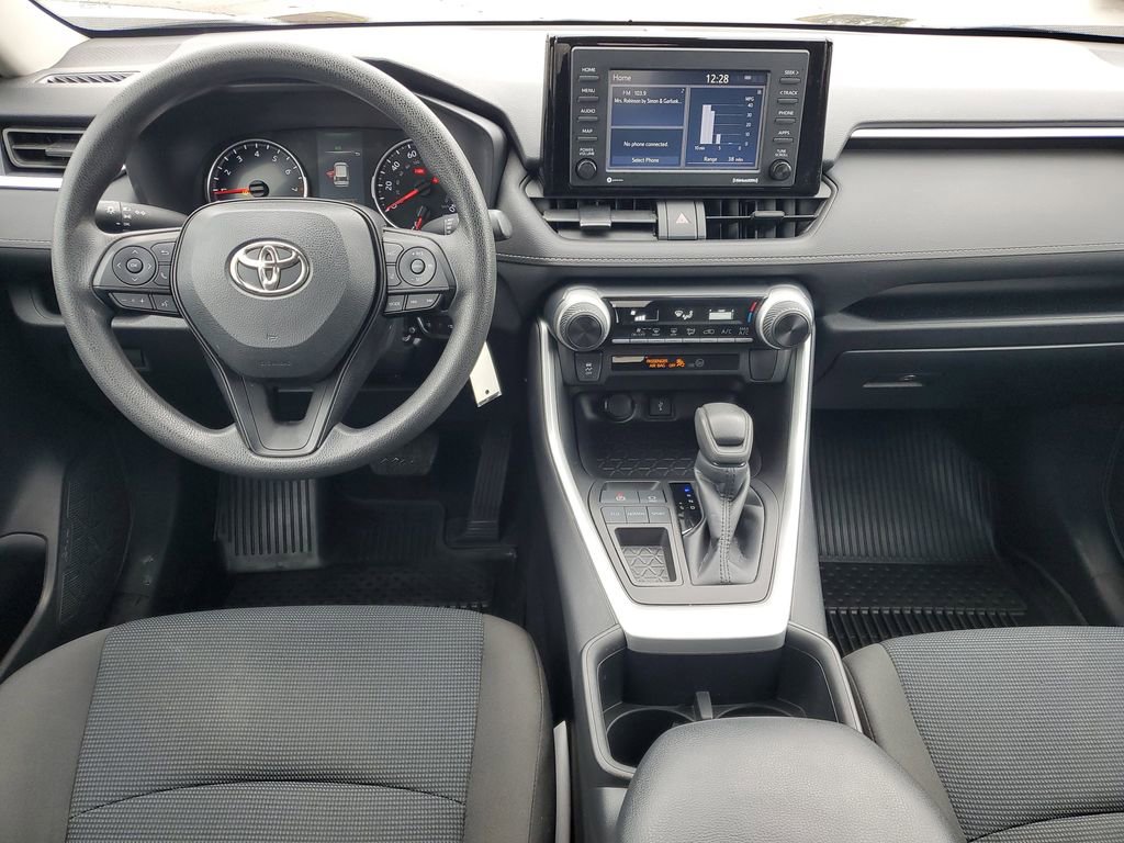 Used 2022 Toyota RAV4 LE image 21