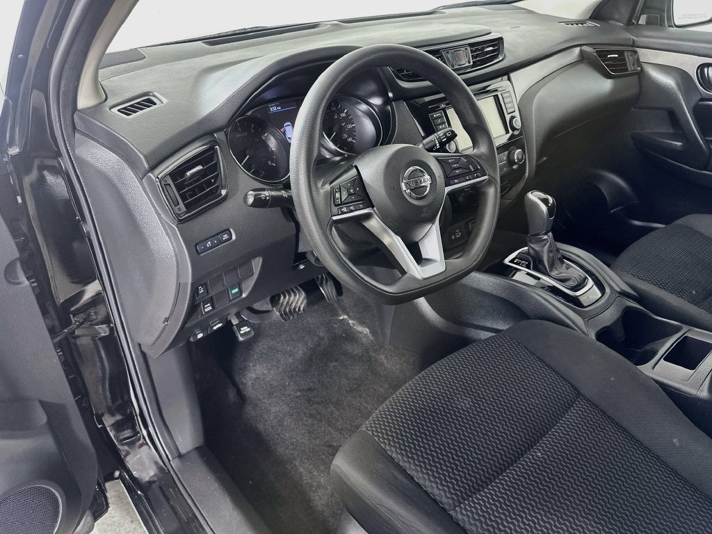 Used 2019 Nissan Rogue Sport S AWD/4WD image 17