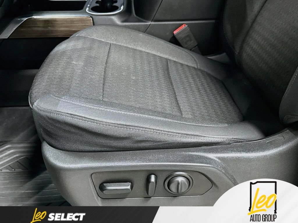 Used 2020 Chevrolet Silverado 1500 RST AWD/4WD image 22
